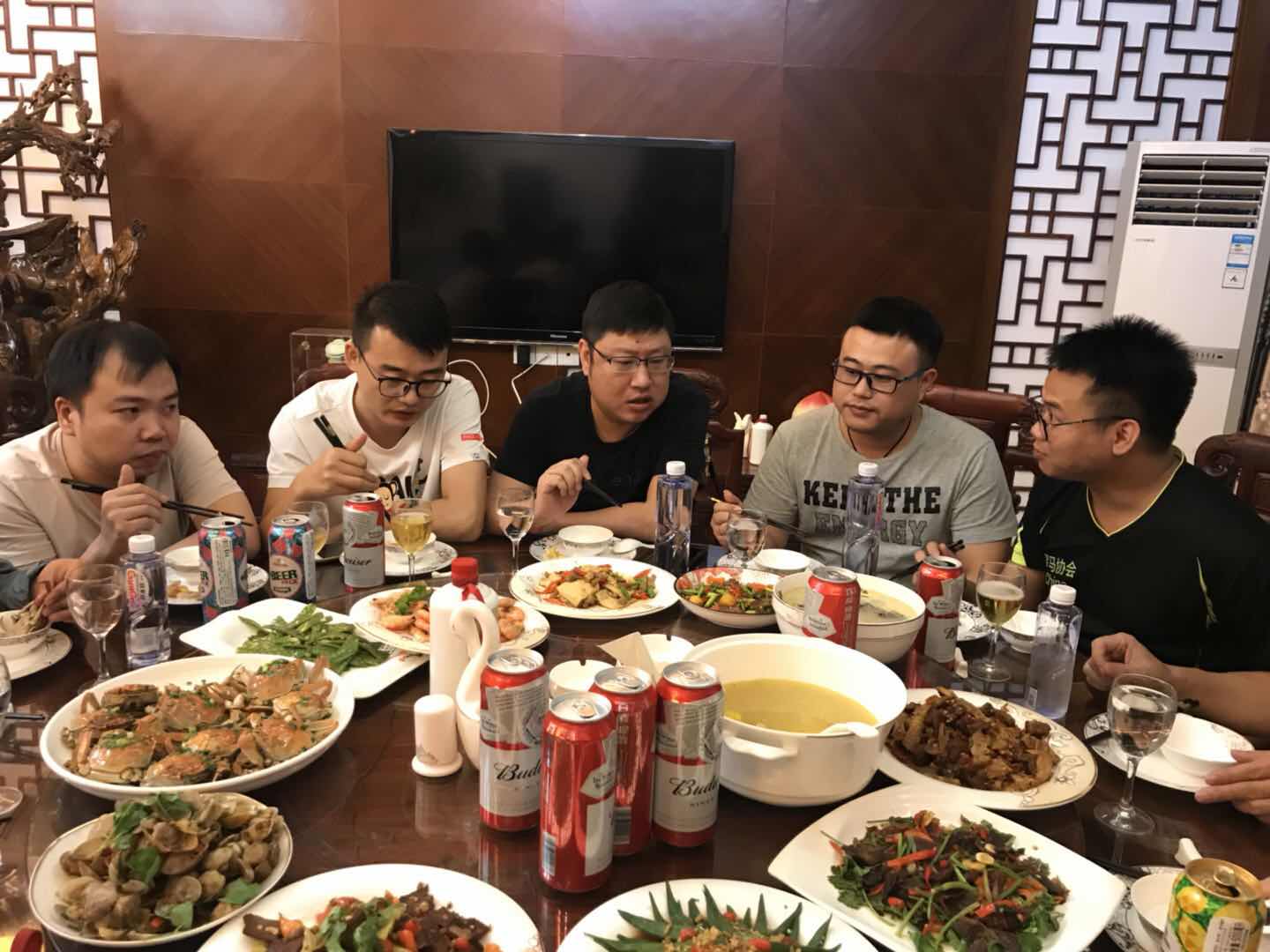 聚会3.jpg