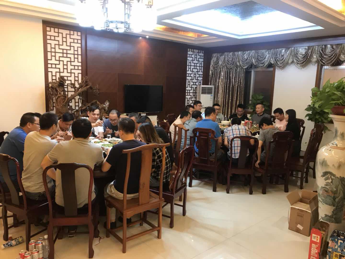 聚会4.jpg